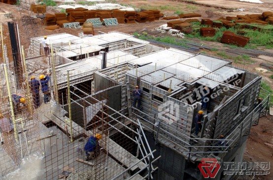 與傳統(tǒng)建筑模板相比，鋁合金模板具有的優(yōu)勢: