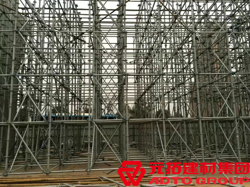 新型盤扣式腳手架與傳統(tǒng)腳手架有何區(qū)別？