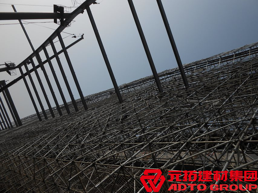 盤扣型腳手架的特點(diǎn)有哪些？盤扣型腳手架結(jié)實(shí)耐用 安全性好