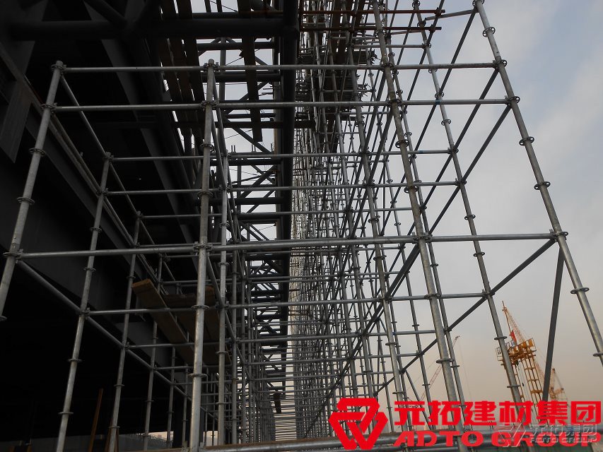 盤扣式腳手架有哪些優(yōu)點(diǎn)和缺點(diǎn)？